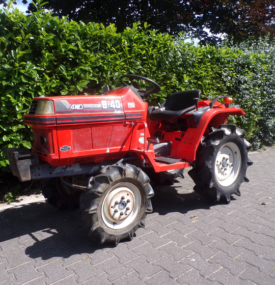 Kubota B40
