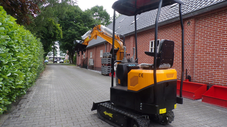 Minibagger K008
