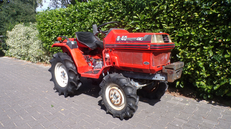 Kubota B40