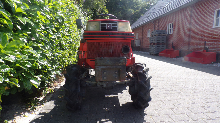 Kubota B40