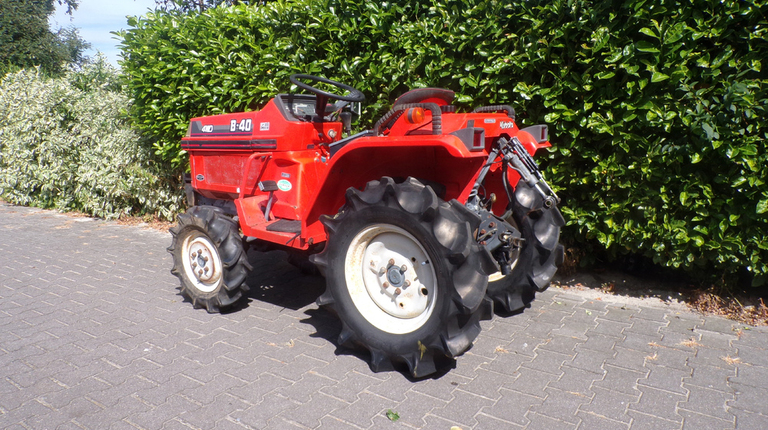 Kubota B40