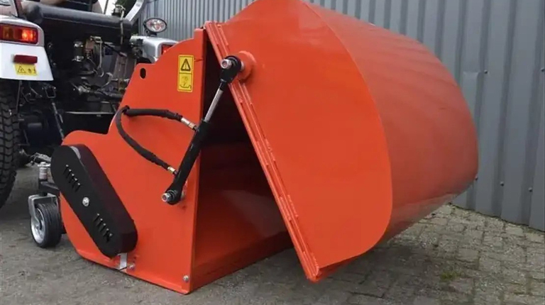 Boxer LOW 120-160 Schlegelmäher