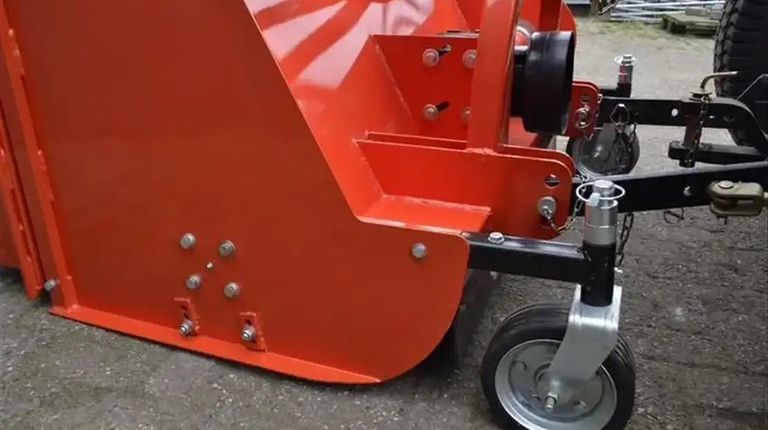 Boxer LOW 120-160 Schlegelmäher