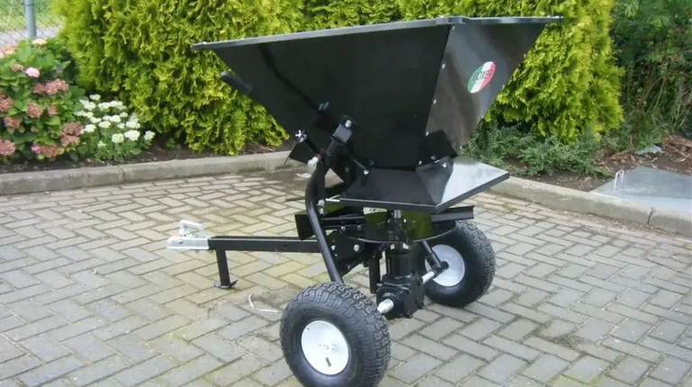 Boxer ZS 160 Salzstreuer / Düngerstreuer