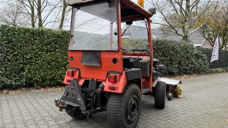 Hako 3800D Hydrostat mit hydraulischer Kehrbürste