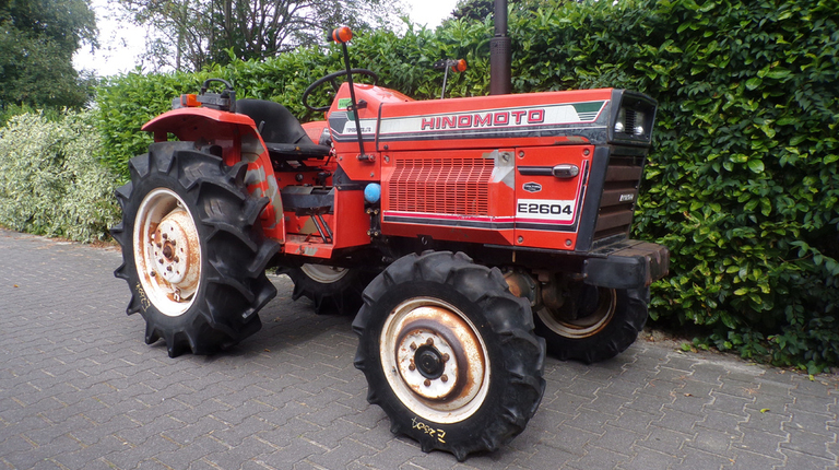 Hinomoto E2604