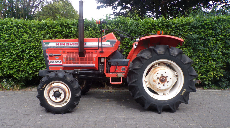 Hinomoto E2604