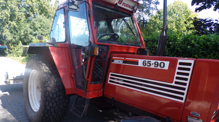 Fiat 65-90 ab 240€ pro Monat.