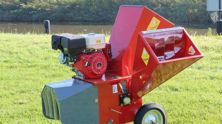 Kraffter Holz-/Bio-Häcksler Benzinmotor