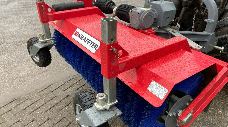Kraffter Kehrmaschine 140 cm