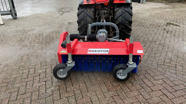 Kraffter Kehrmaschine 140 cm