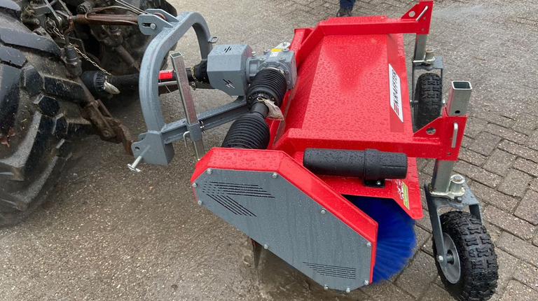 Kraffter Kehrmaschine 140 cm