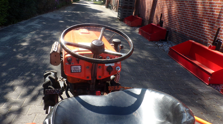 Kubota B5000