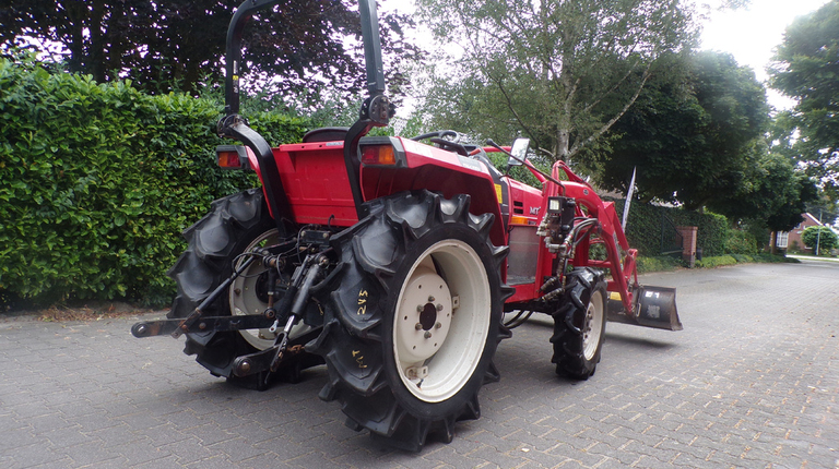 Mitsubishi MT245 mit Frontlader, ab 105€ pro Monat