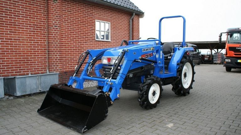 Iseki Geas 23 mit Frontlader