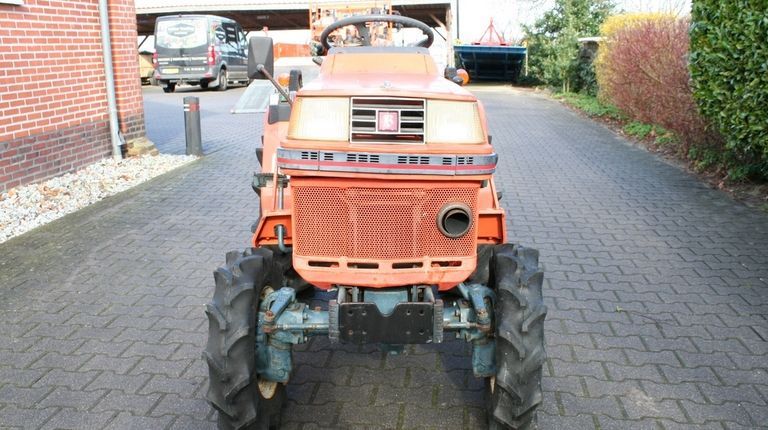 Kubota B1-14