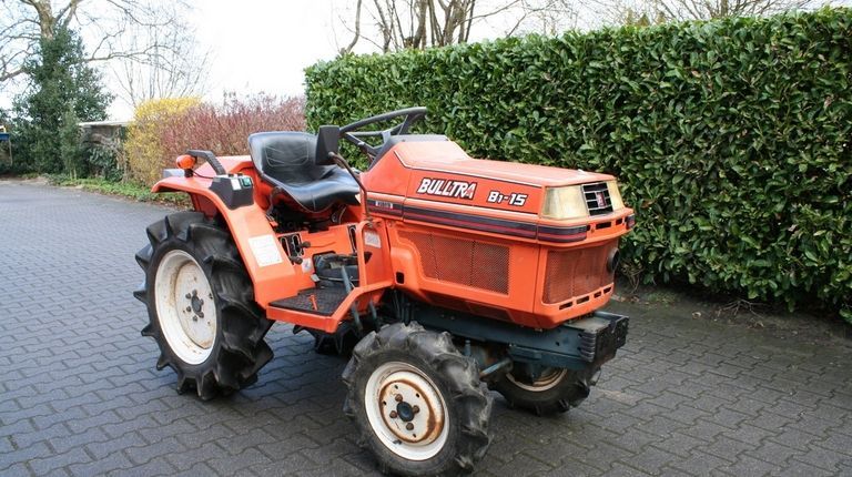 Kubota B1-15