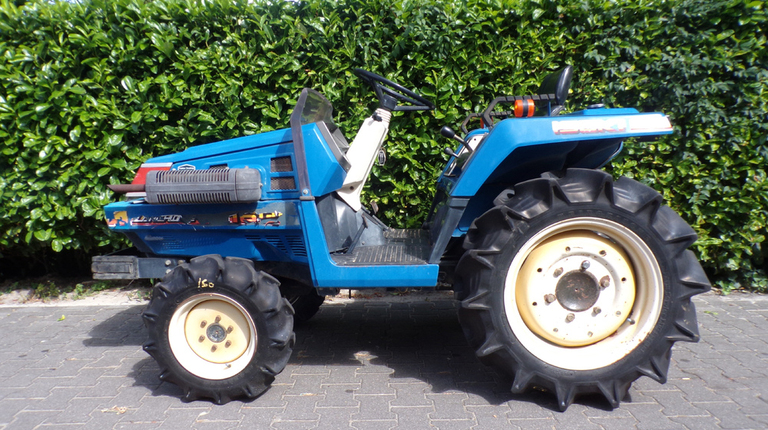Iseki TU160