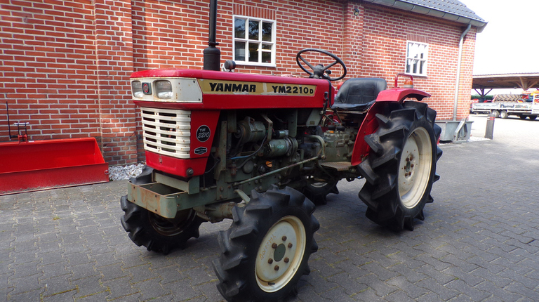 Yanmar YM2210D